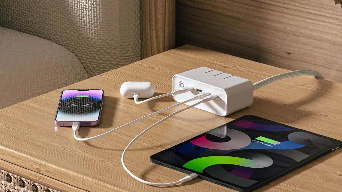 USB Power Strip Flat Plug Extension Cable with 4 USB Ports