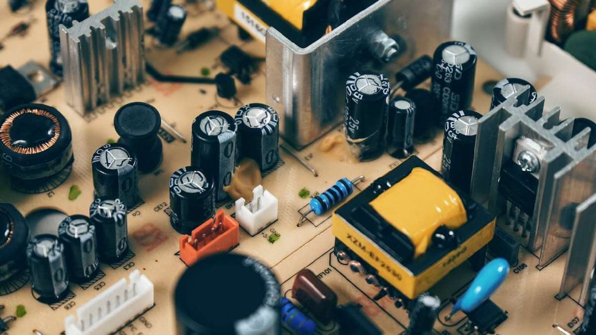 What is Motherboard? – Types, And Brief History